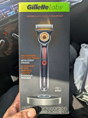 Gillette Labs Heated Razor - Luxurious Shaving Experience