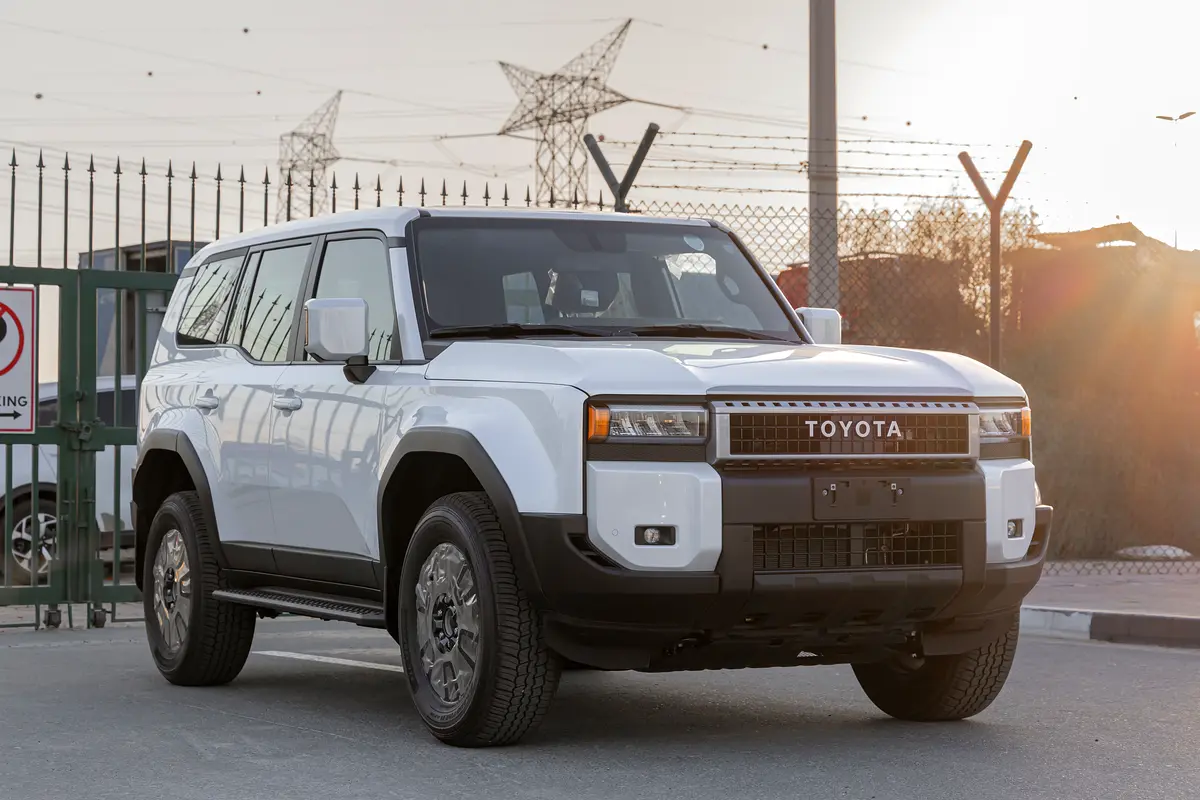 Toyota Prado 2026 — photo 1 of 20