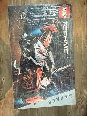 FLASH SALE BRAND NEW LEGO 42181 TECHNIC VTOL HEAVY CARGO SPACESHIP