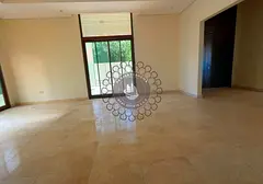 Luxurious 5 BR Villa w/ Private pool and Lift