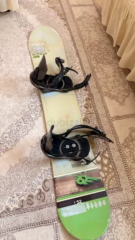 This is a Morrow Enduro S2 snowboard with bindings.