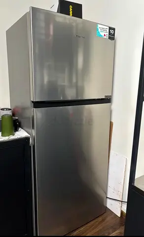 Fredelvry Hisense Large Fridge same new for sale