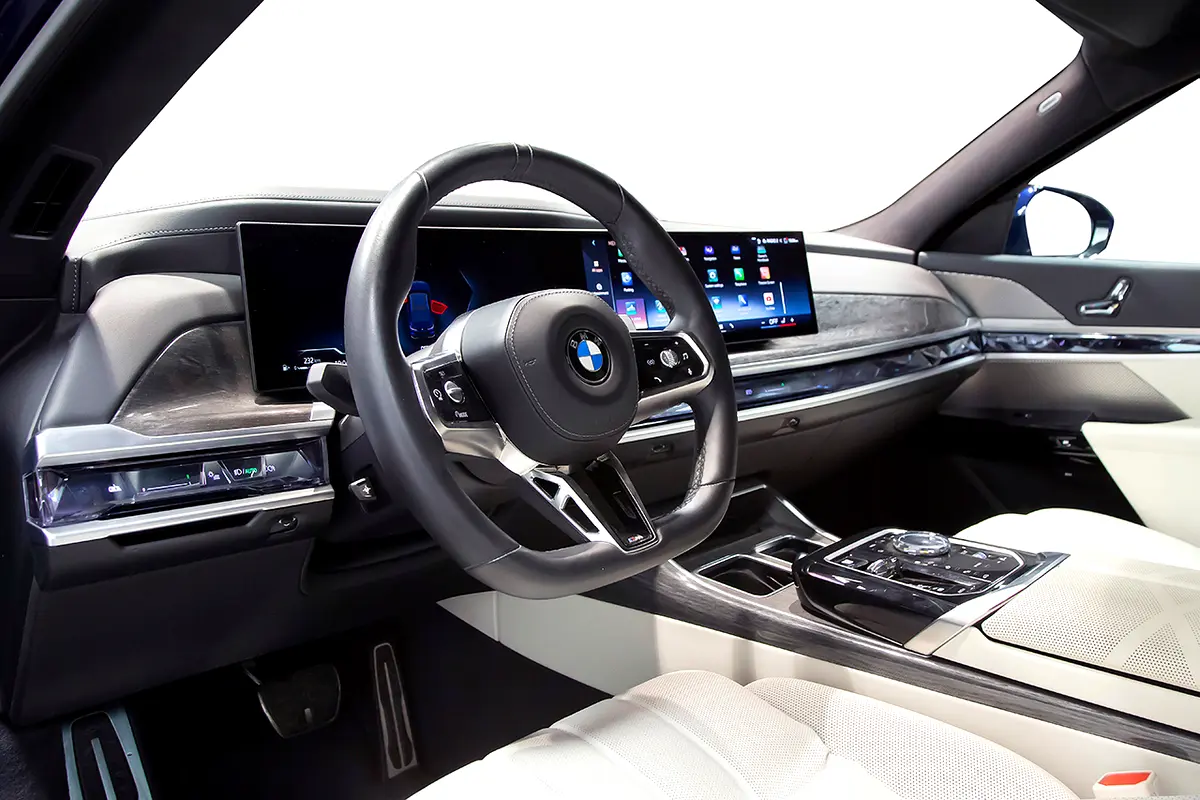 BMW 7-Series 2024