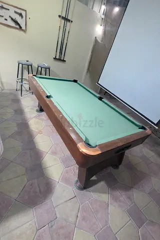 Billiards Pool Table in Great Condition