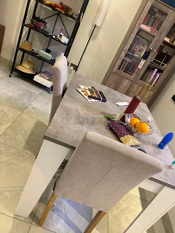 Modern Dining Table with Comfortable Chairs