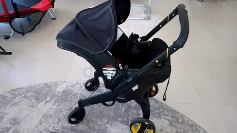 Doona carseat and stroller
