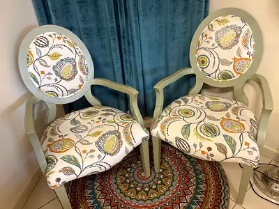 2 arm chairs for sale