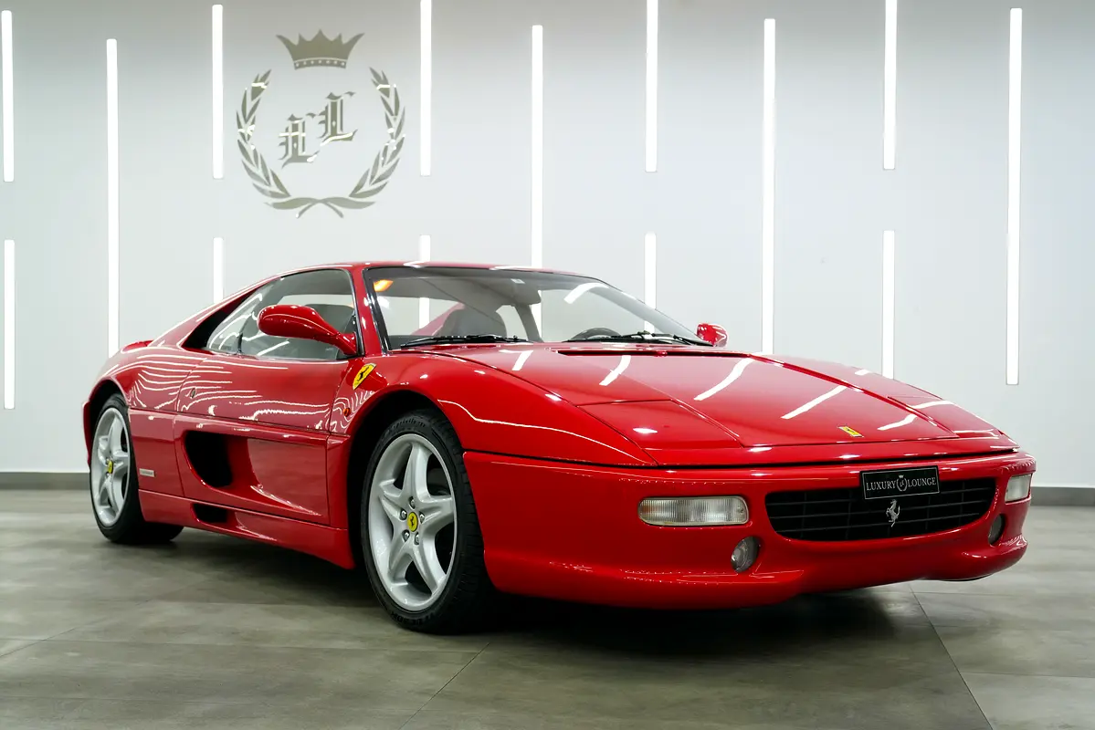 Ferrari 355 1992 — photo 1 of 18