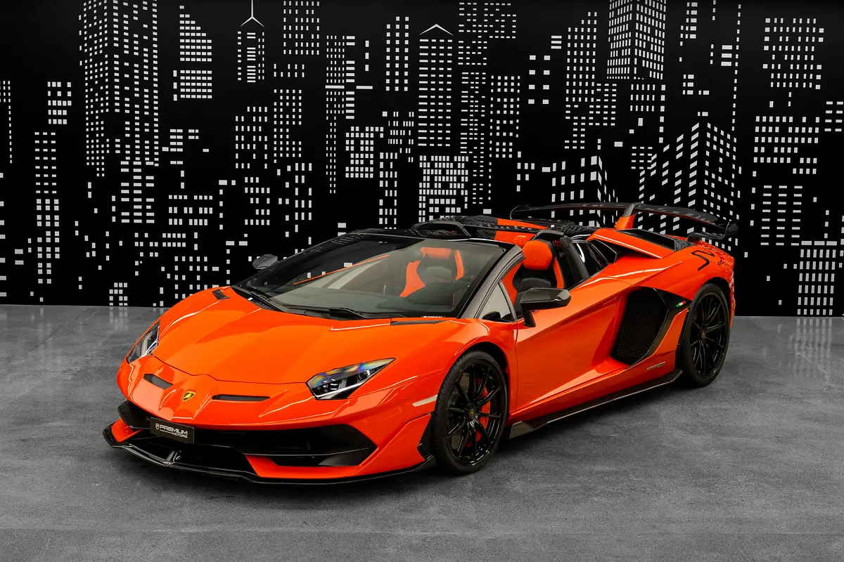 Lamborghini Aventador 2020 — photo 1 of 20