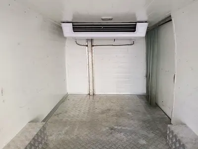 2022 Nissan URVAN — миниатюра 17