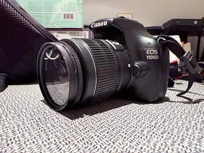 Canon DSLR EOS D1100
