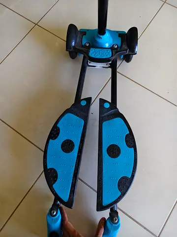 Kids scooter