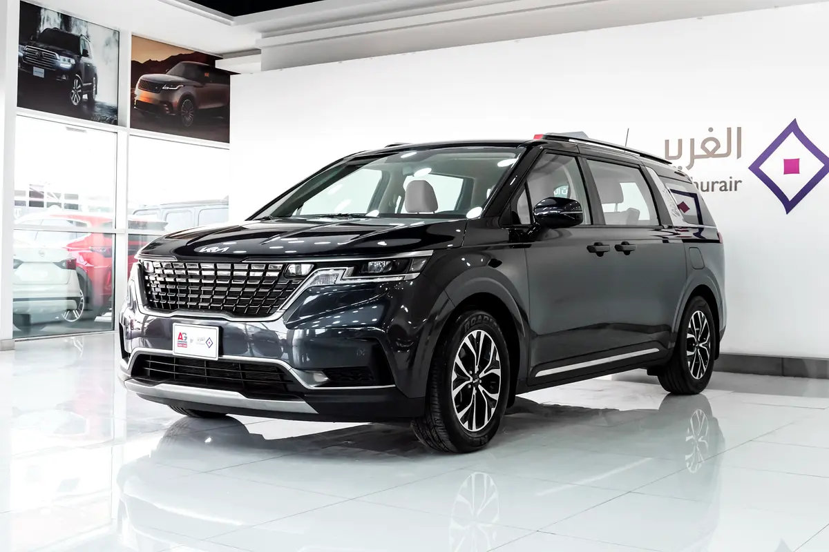 Kia Carnival 2024 — photo 1 of 17