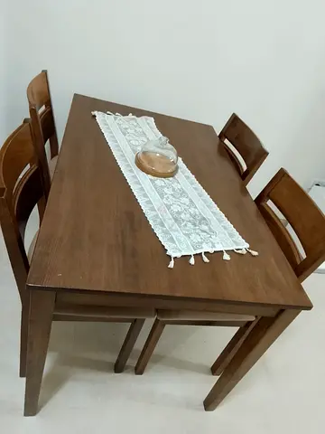 Elegant Wooden Dining Table Set