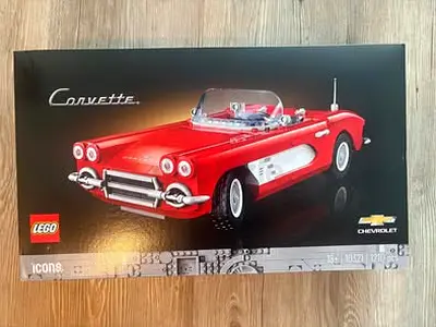 FLASH SALE BRAND NEW LEGO 10321 CREATOR CORVETTE