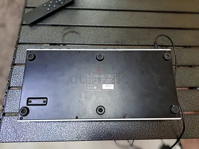 MOOER GE 250 guitar preamp effects.