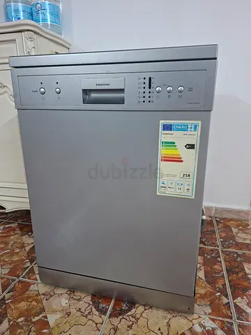 Westpoint Dishwasher – AED 599 Only! Great condition – photographed exactly!