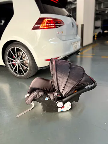 Quality Infant Car Seat for Safe Travels