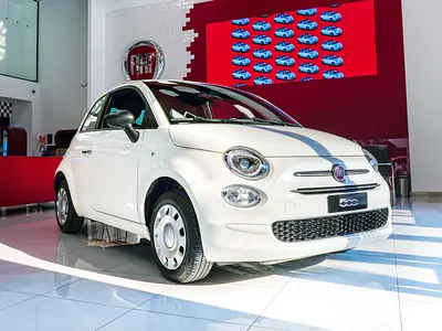 Fiat 500 Dolce Vita Hatchback 1.4L