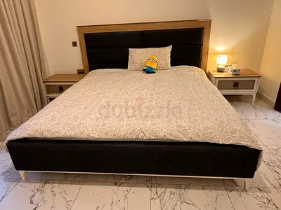 Modern and Cozy King Size Bed with Stylish Nightstands