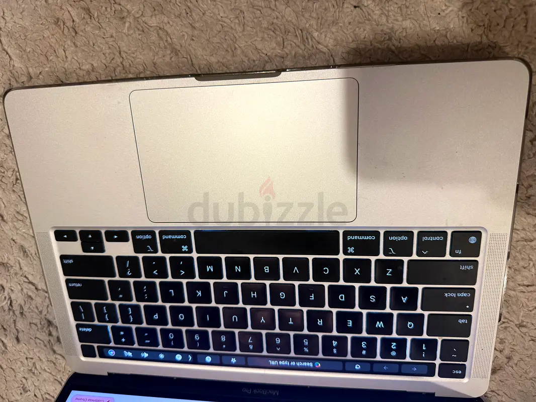Apple MacBook PRO - Sleek and Powerful Laptop65073410418561112