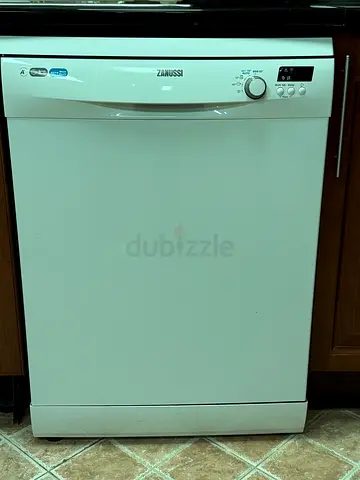Zanussi Reliable Dishwasher in Excellent Condition