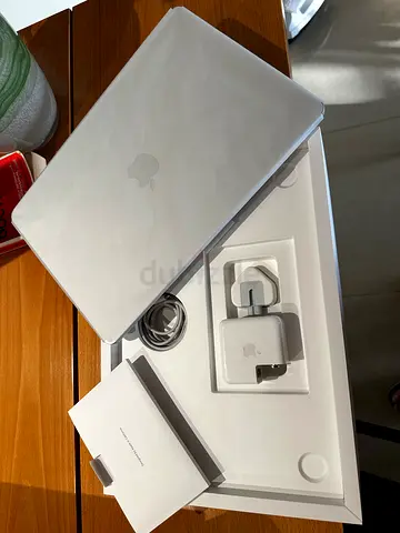 Apple MacBook Air 15” M3 512gb  with Apple care