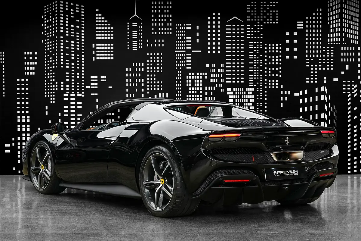 Ferrari 296 GTS 2024