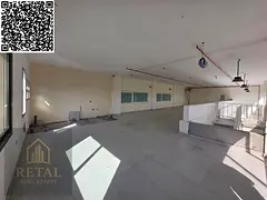 On the main street, ceramic floors, 6 checks, high-voltage 3-phase 32 kW electricity.