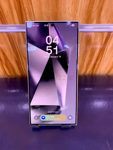 Samaung s24 ULTRA 12/256 gb waterpack original 100% condition clean