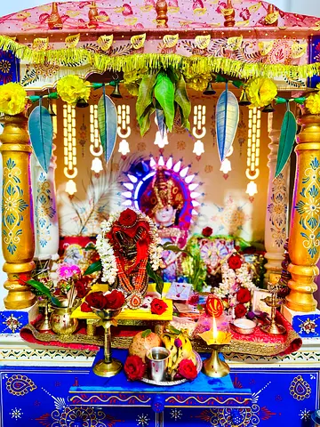 Exquisite Handmade Hindu Pooja Mandap for Sale