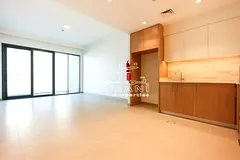 Community specialist Sea view Brand new