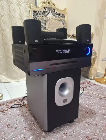 Harman Kardon Amplifier 142 with Remote, JBL Woofer , JBL Speakers for Sale in very Good Condition.