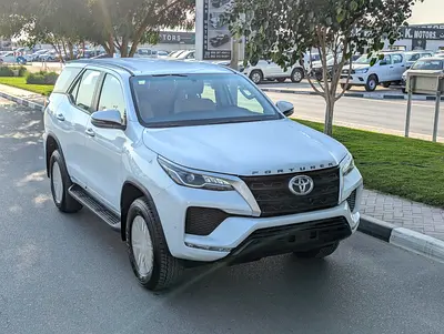 TOYOTA FORTUNER 2023 BRAND NEW GCC V4 2.7L