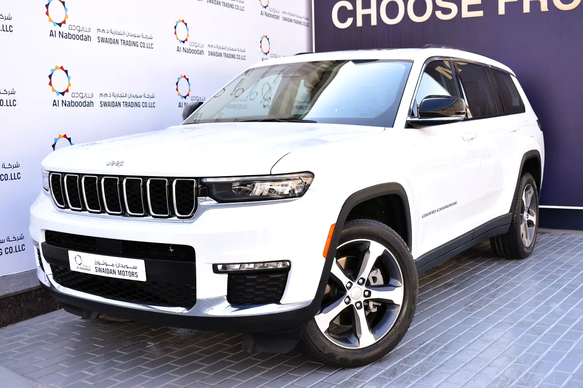 Jeep Grand Cherokee L 2023 — photo 1 of 16