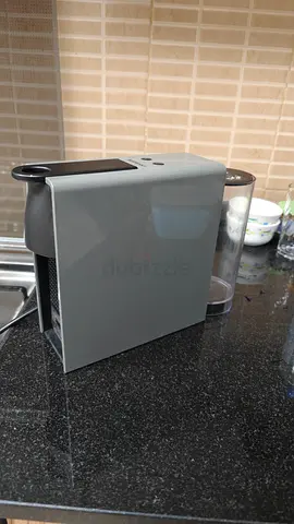 Nespresso Essenza mini c30 capsule coffee machine