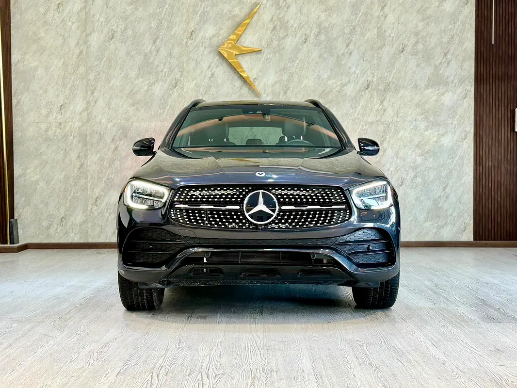 Mercedes-Benz GLC-Class 2022 — photo 1 of 20
