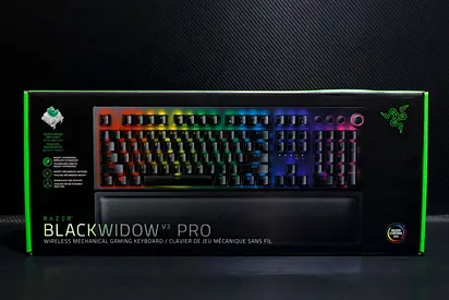 Razer Blackwidow V3 Pro Wireless Mechanical Gaming Keyboard Green Switch (Tactile And Clicky)