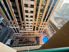 One Bedroom For Rent With Balcony