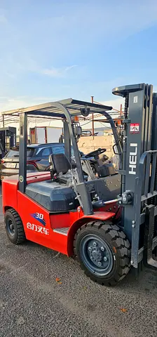 HELI 3 TON BRAND NEW