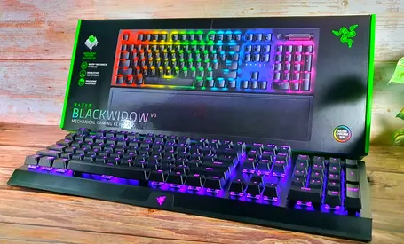 Razer BlackWidow V3 RGB Mechanical Gaming Keyboard  Green Switch