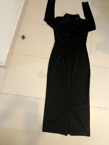 Elegant Black Maxi Dress