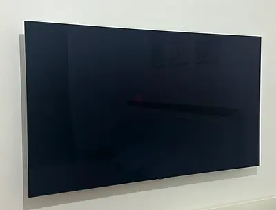 Broken OLED55 LG TV