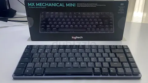 Logitech MX Mechanical Wireless Illuminated Performance Keyboardd
