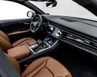 صورة مصغرة 8 لـ 2021 AUDI Q8