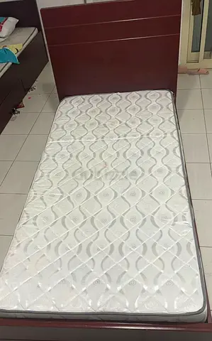 Single coat with mattress