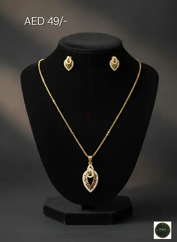 Gold Plated Chain and Earring Set (1 Year Warranty) - Brand New