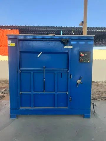 Avermann — Germany Enviropac - Balers. 350 KGS BALE WEIGHT - 30 TON PRESS FORCE