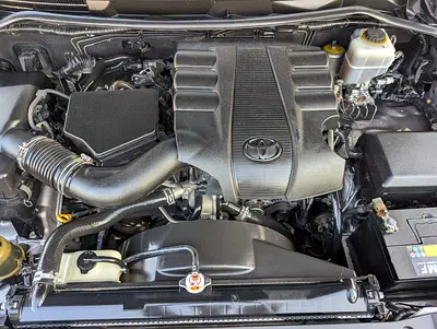 2013 Toyota LAND CRUISER 缩略图 11
