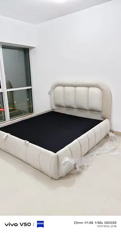 Comfortable Modern Bed for Sale